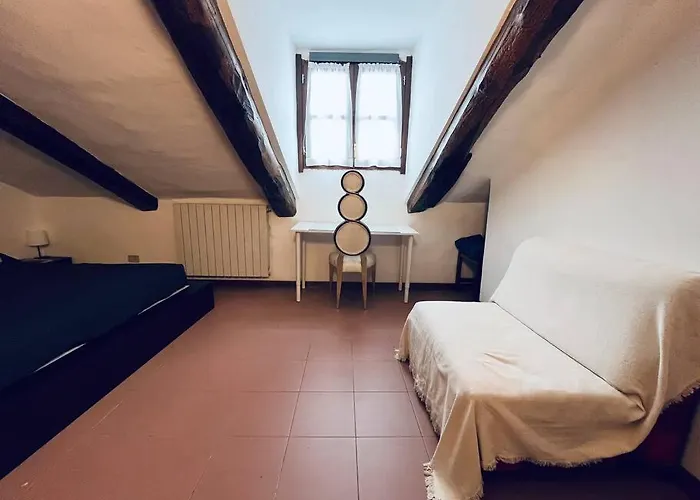 Attico Porta Nuova, Centro