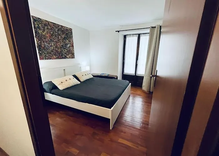 Attico Porta Nuova, Centro Apartamento *