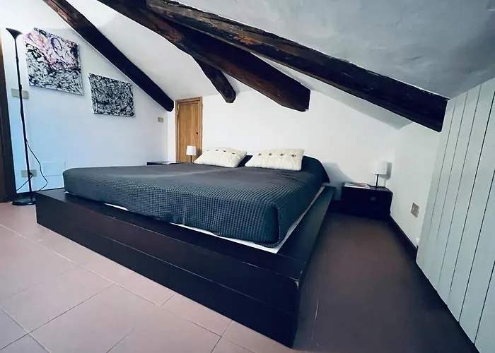 Attico Porta Nuova, Centro Turim