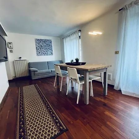 Attico Porta Nuova, Centro *